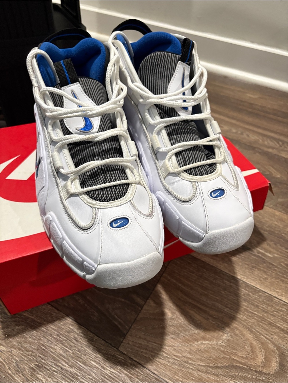 White and Blue men Air Max Penny Basketballu Shoes - Brand NIKE - Picture 10 of 16